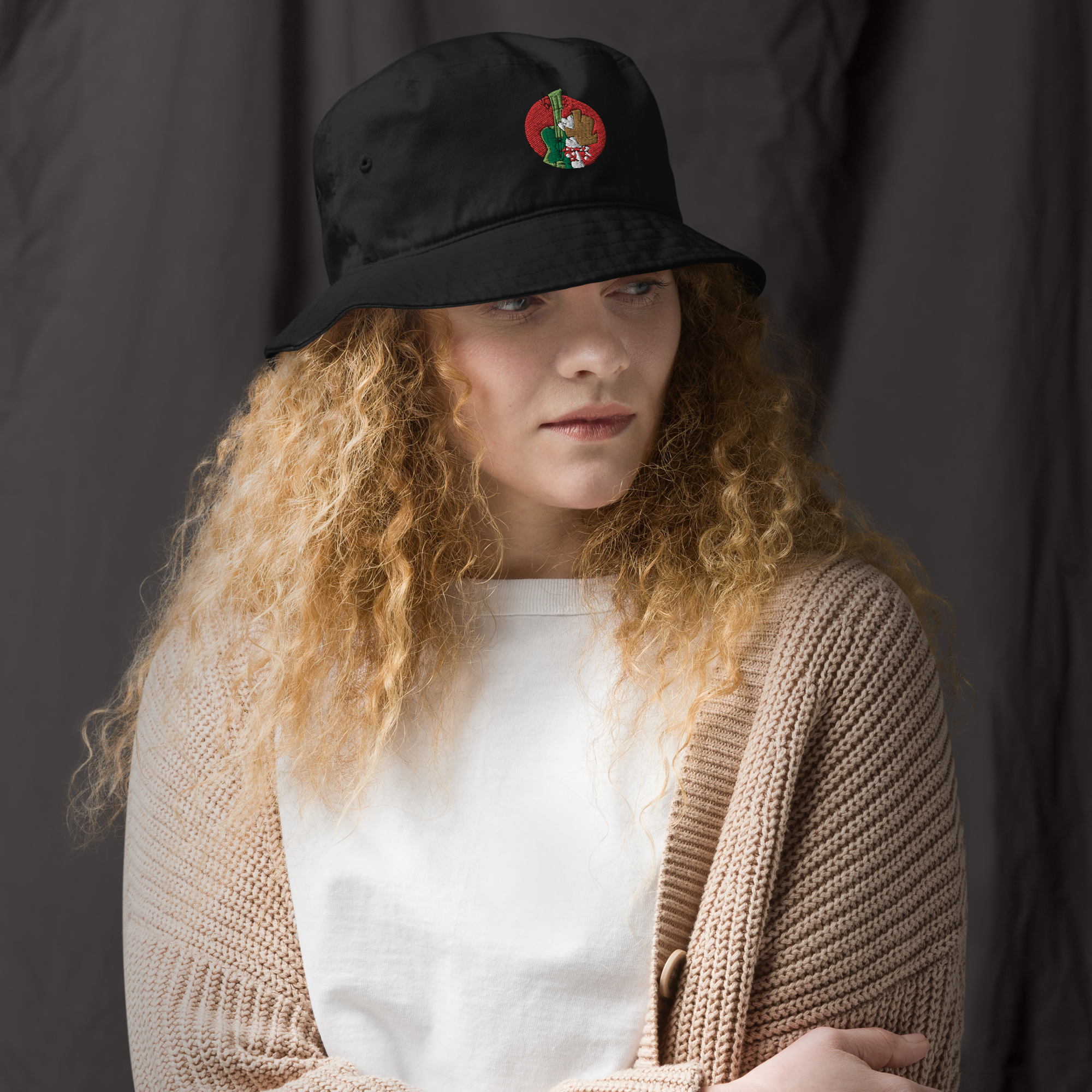 Violetta PFP Bucket Hat