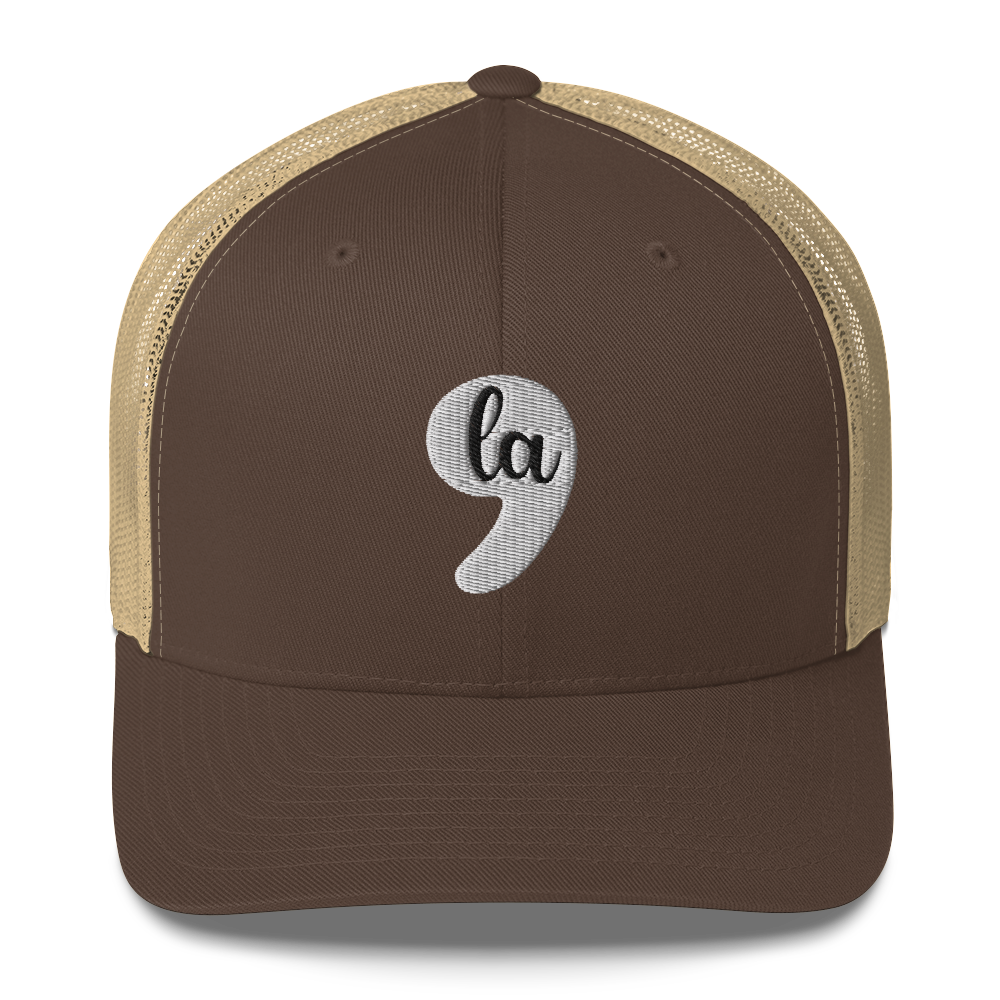 Comma La Trucker Hat