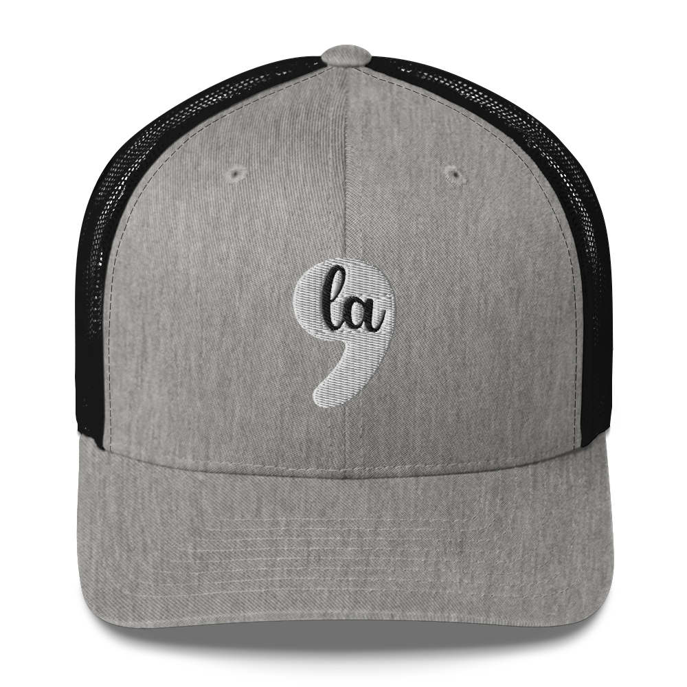 Comma La Trucker Hat