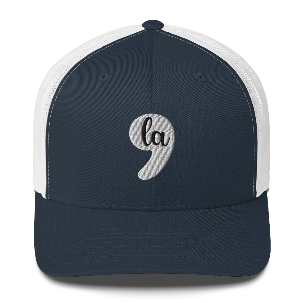 Comma La Trucker Hat